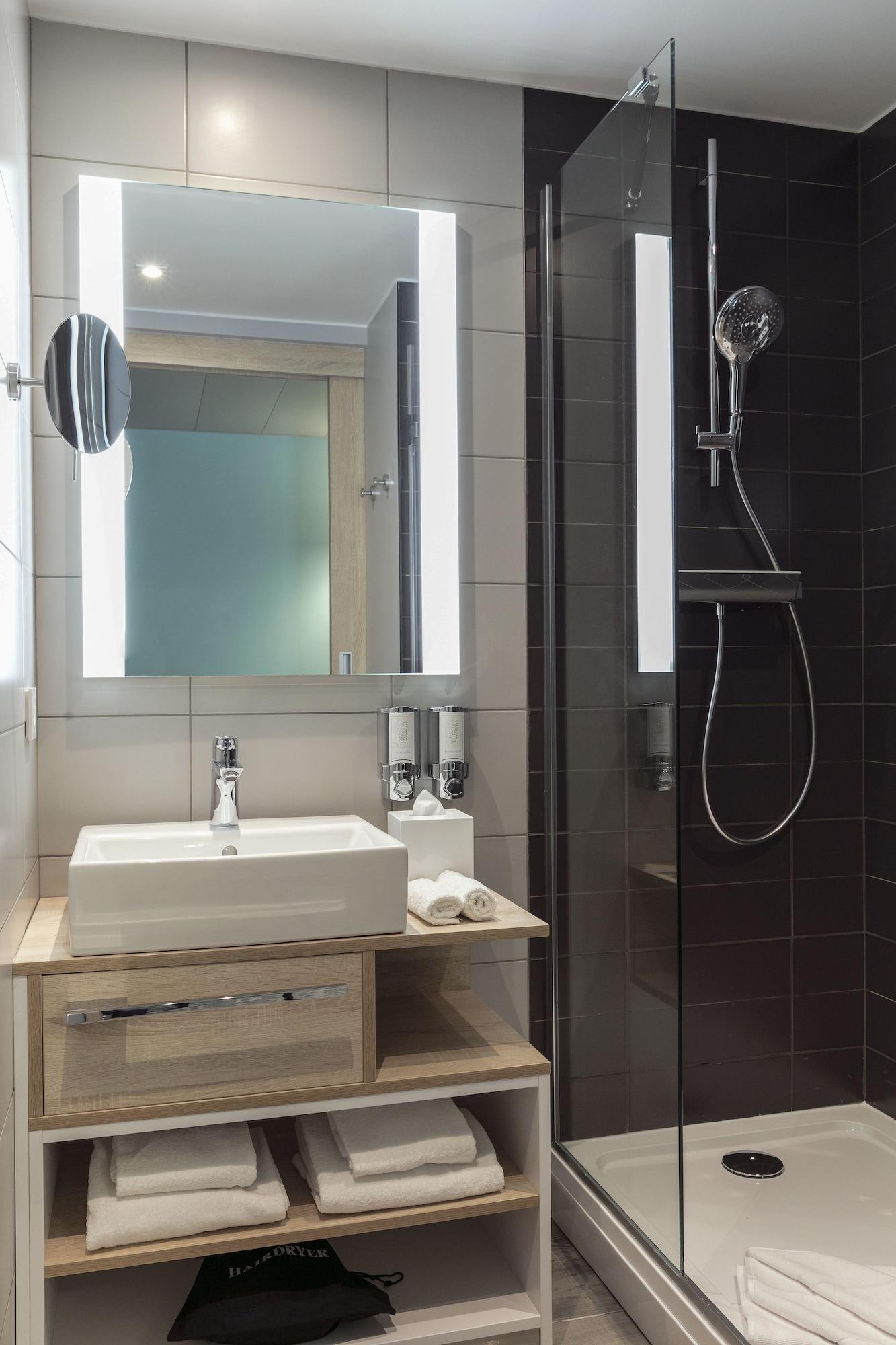 Hampton By Hilton Paris Clichy Hotell Eksteriør bilde